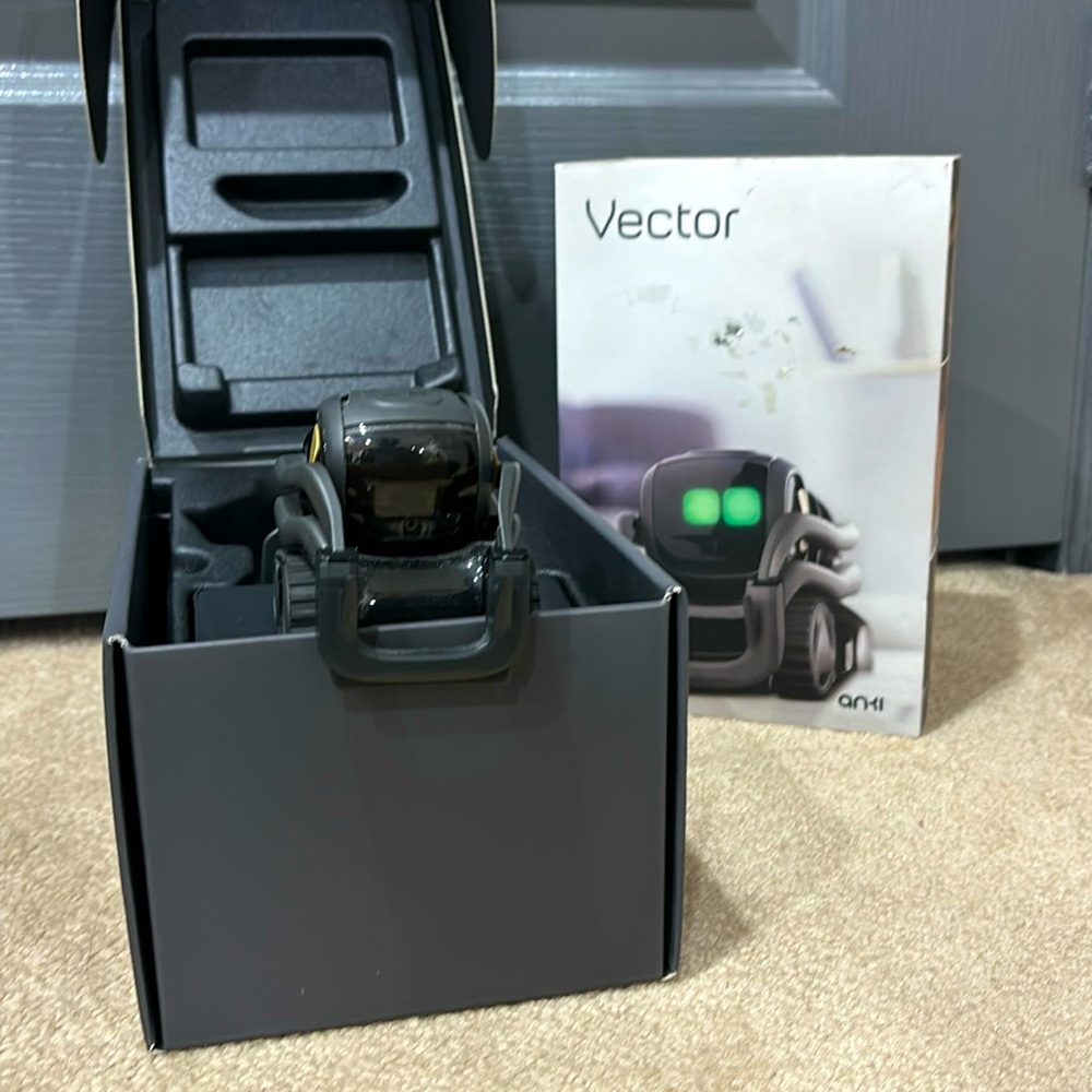 Vector Toy Desktop Robot - Picture 1 of 2
